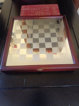 Ajedrez de Cristal antiguo