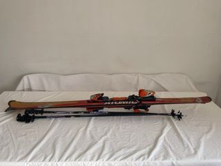 Esquís Atomic 168cm + Palos