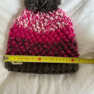Gorro Brekka Invierno Pompon Rosa y Marrón