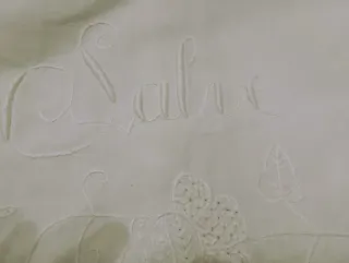 Antico asciugamano ricamato