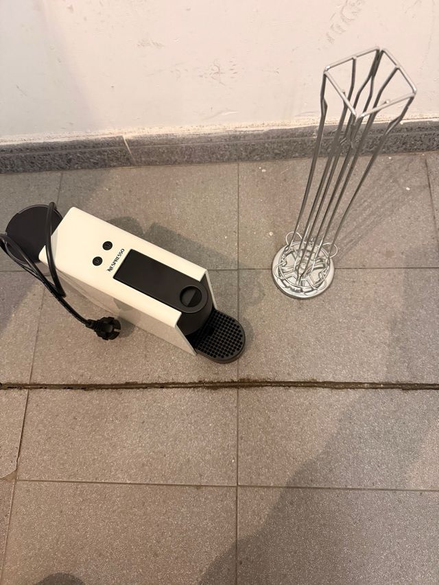 Cafetera Nespresso Krups Blanca