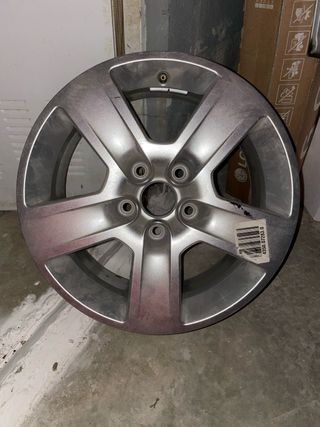 Llanta nueva 16” Audi A4 (mod. Trapecio)