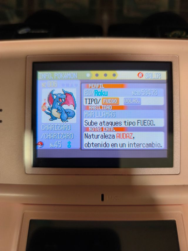 Pokémon Verde Hoja Original con Pokedex Shiny