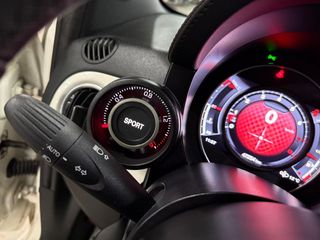 Abarth 500 595 Competizione 1.4 16v T-Jet 132kW E6