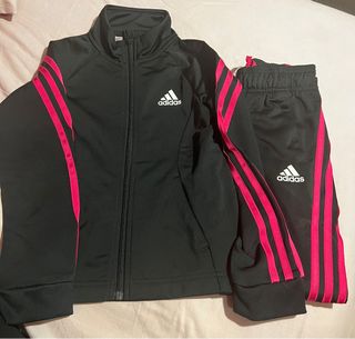 Chándal Adidas Original Negro y Rosa Fucsia