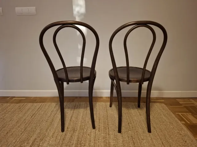 Juego de 2 sillas vintage de madera