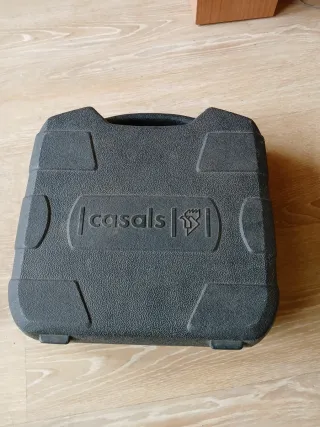 Cargador y 2 Baterías Casals 12V