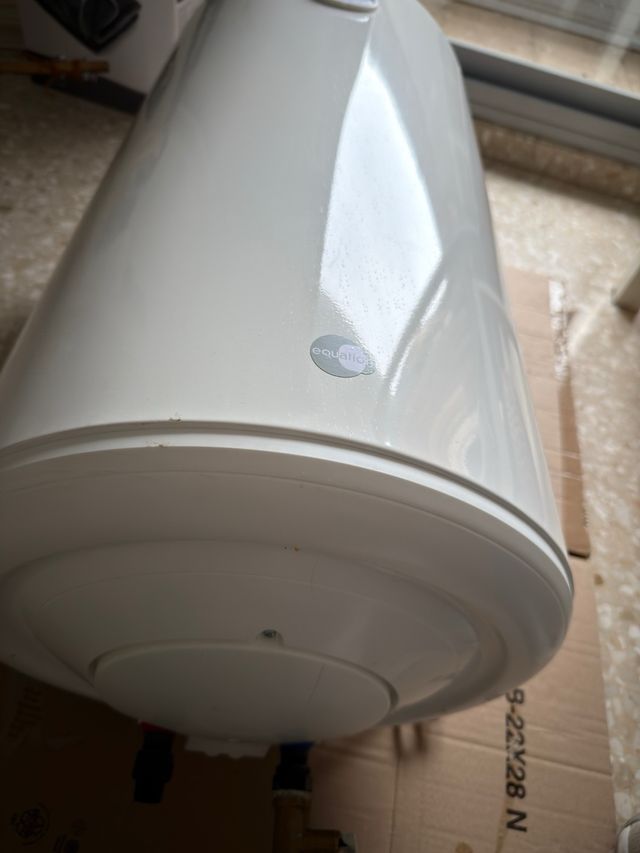 Termo eléctrico Equation EQ1 80L