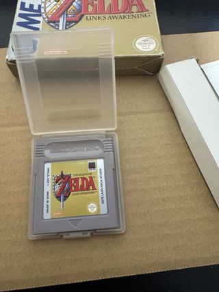 The Legend of Zelda: Link's Awakening - Game Boy