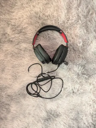 Cascos Gaming Ozone Negros y Rojos