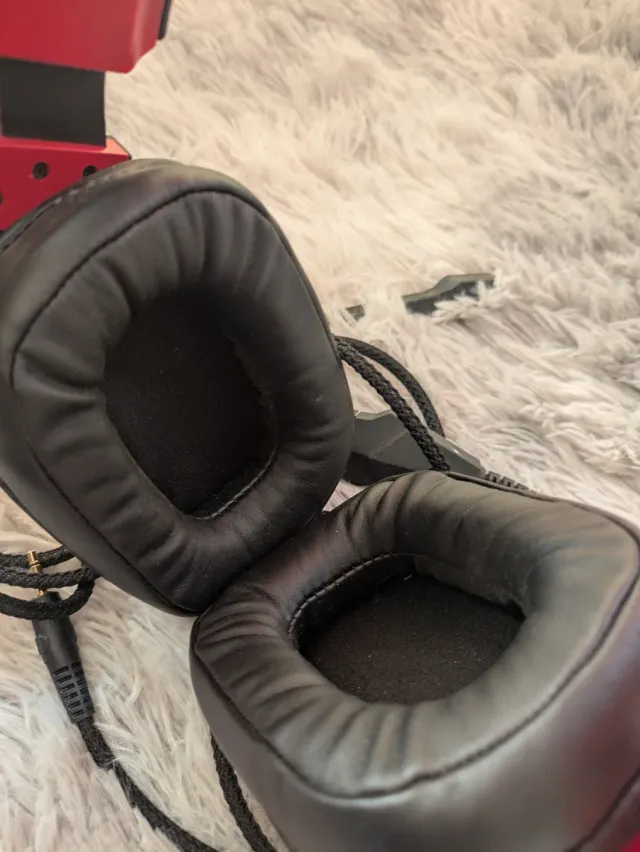 Cascos Gaming Ozone Negros y Rojos