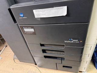 Konica Minolta bizhub C552 Impresora Multifunción