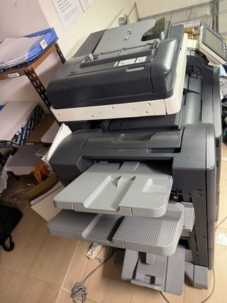 Konica Minolta bizhub C552 Impresora Multifunción