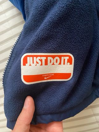 Giacca Nike Windbreaker Blu/Navy con Cappuccio