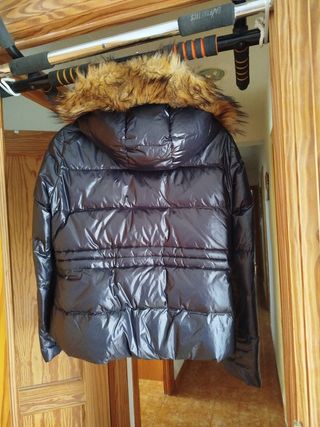 Chaqueta acolchada mujer negra