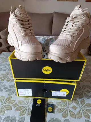 Zapatillas Buffalo Plataforma Beige Talla 39