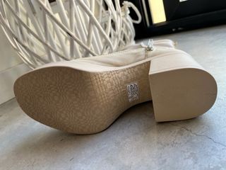 Botines plataforma piel crema talla 37