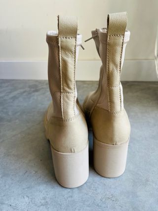 Botines plataforma piel crema talla 37