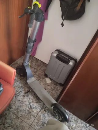 Patinete Eléctrico Cecotec Bongo Serie A