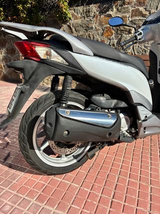 Moto Honda SH300