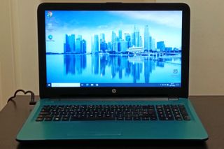 Portátil funcionando SSD 500 GB, RAM 8GB