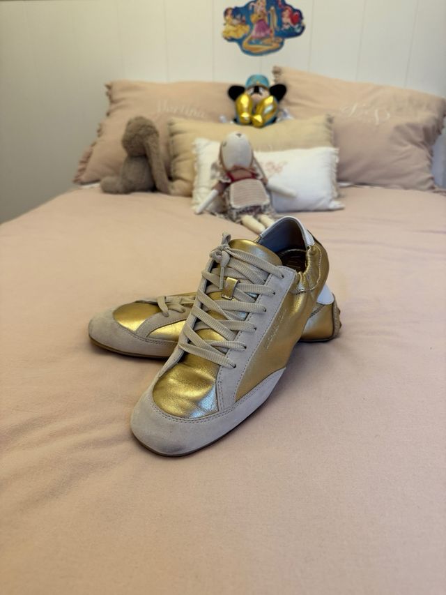 Deportivas Michael Kors Doradas Talla 41