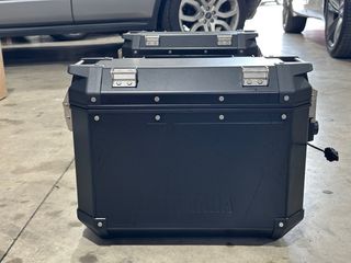 Maletas Laterales Yamaha  Tenere con Soportes