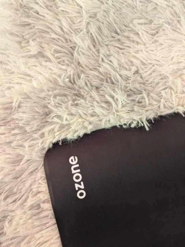 Alfombrilla gamer Ozone negra