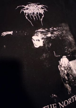 Y2K vintage black metal Darkthrone 2 camisetas L