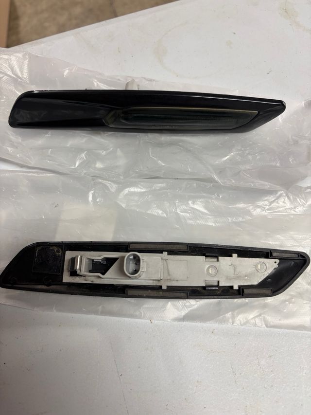 Embellecedores intermitentes laterales BMW E90