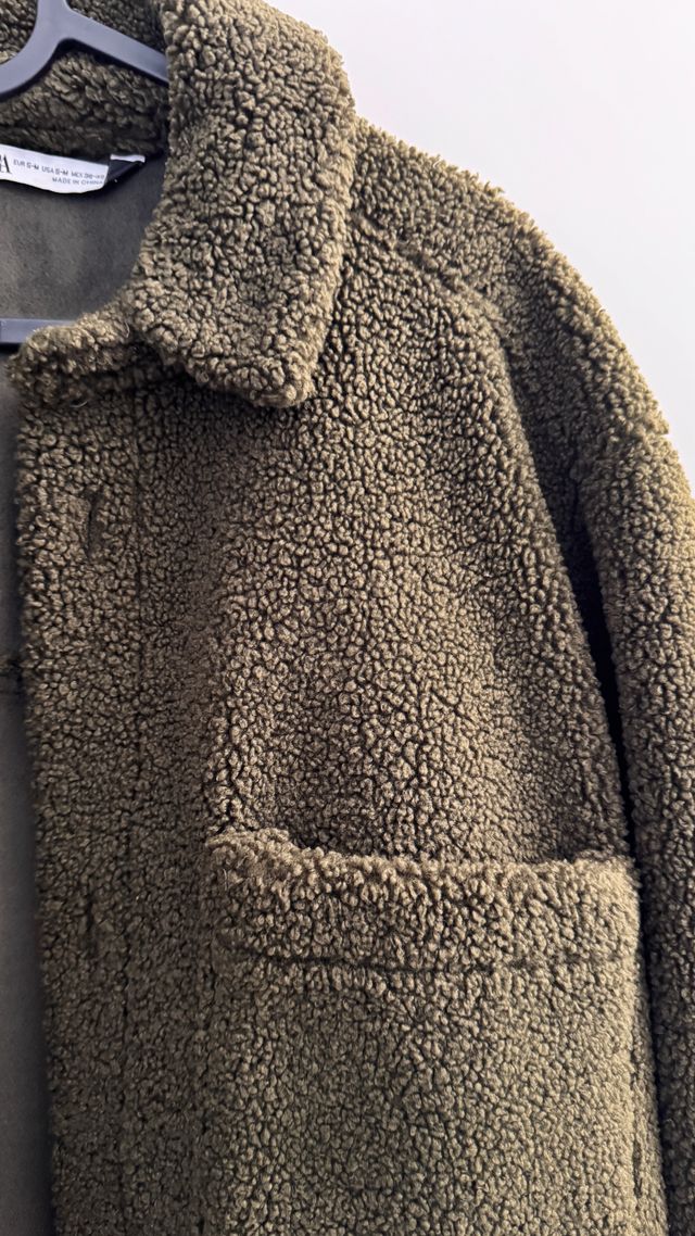 Chaqueta Zara Verde Borreguito