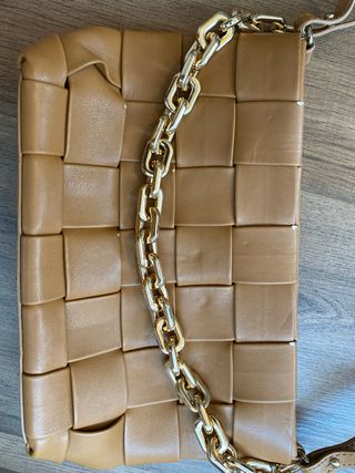 Bolso bandolera Mango imitación piel cadena dorada