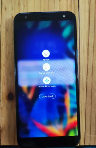 LG K40 Azul agua, NUEVO