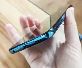 LG K40 Azul agua, NUEVO