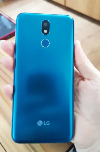 LG K40 Azul agua, NUEVO