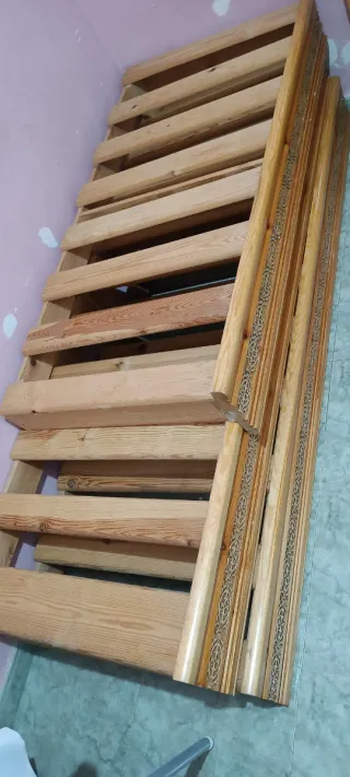 Mueble marroquí de madera