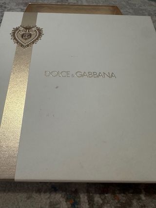 Caixa Dolce & Gabbana Dourada