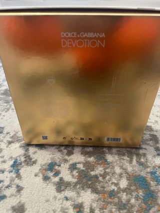 Caixa Dolce & Gabbana Dourada