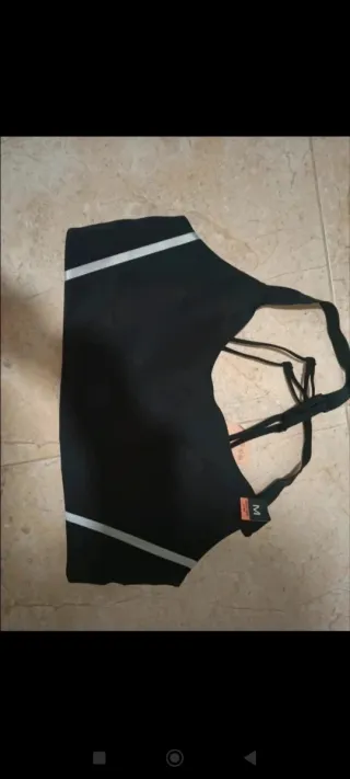 Sujetador deportivo ETAM nuevo a estrenar. Talla M