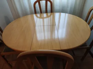 Mesa 90 redonda extensible .Te regalo las 4 sillas