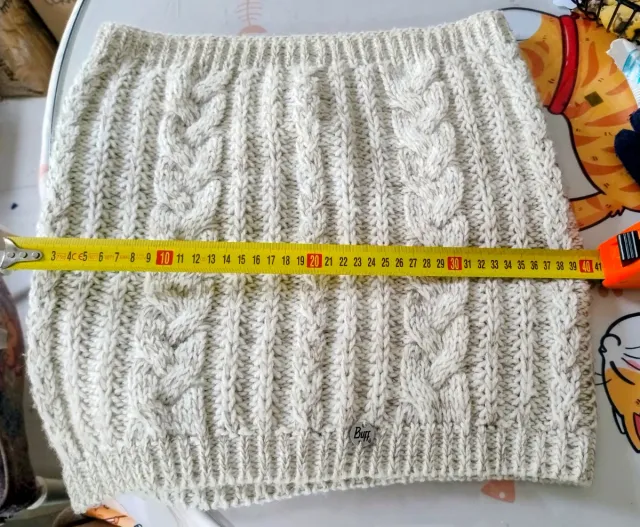 Braga cuello Buff de lana tejido trenzado  beige