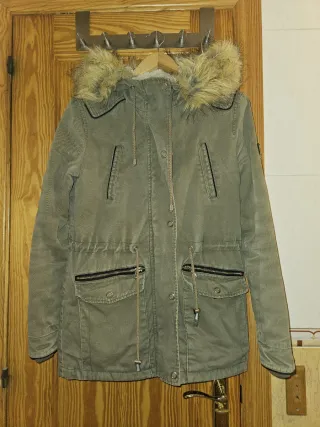 Parka verde militar Pimkie