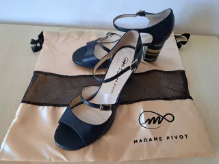 Scarpe Madame Pivot n. 37,5