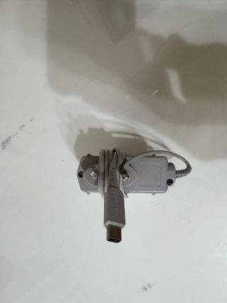 Nintendo 3DS Roja Metálica + 11 Juegos