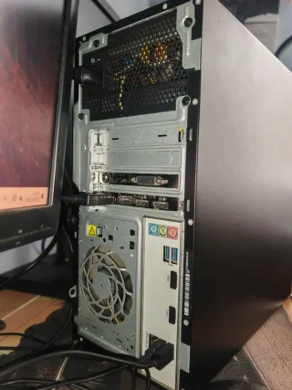 Ordenador HP i5 GTX 1060  16gb RAM