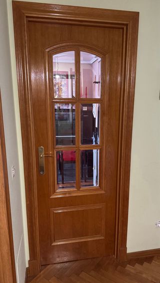 Puerta madera interior acabado Roble