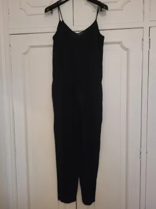 Mono de tirantes largo