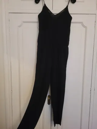 Mono de tirantes largo