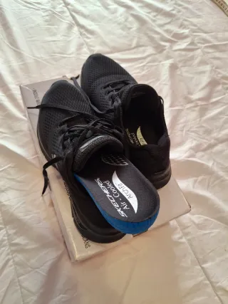 Zapatillas Skechers Negras Arch Fit