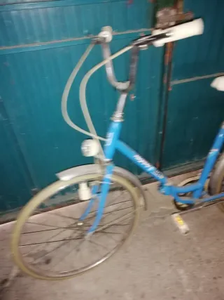Bicicleta Clásica BH Azul modelo bolero